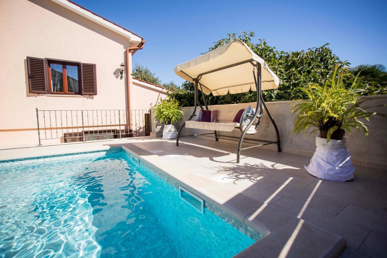 Holiday House Alex Rovinj Bagian luar foto