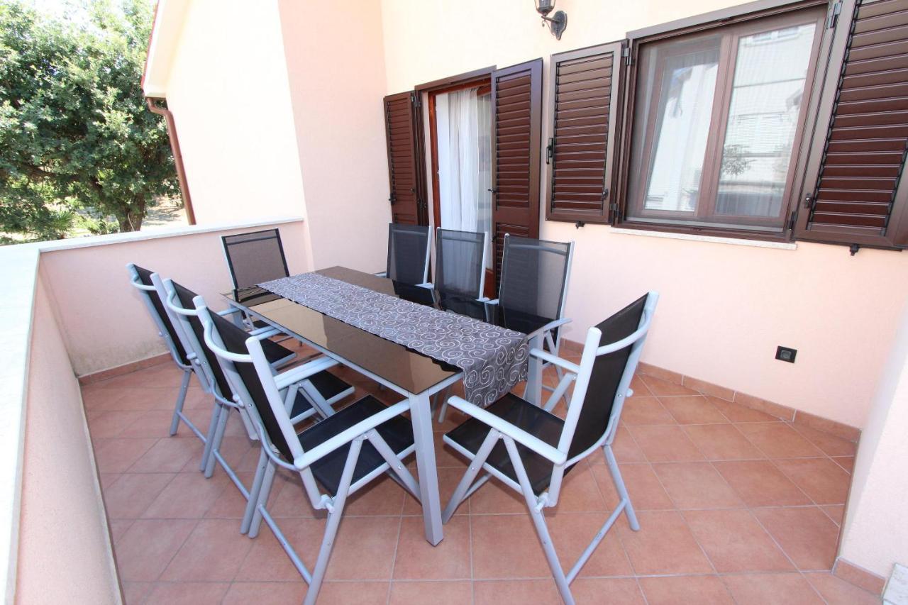 Holiday House Alex Rovinj Bagian luar foto