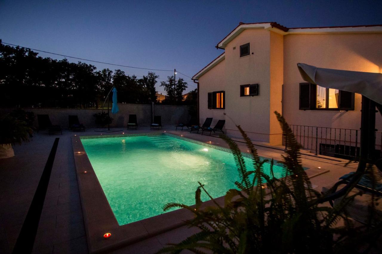 Holiday House Alex Rovinj Bagian luar foto